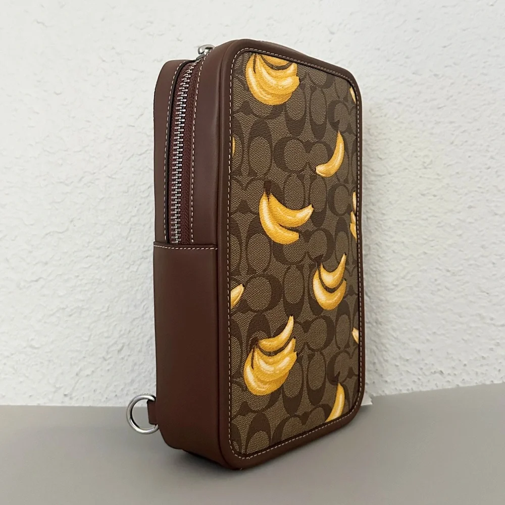 NWT COACH Sullivan Pack‎ In Signature Canvas With Banana Print